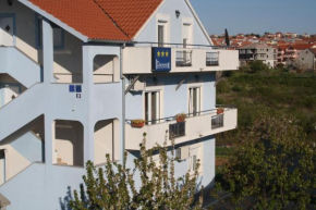 Отель Guest House Ana  Задар